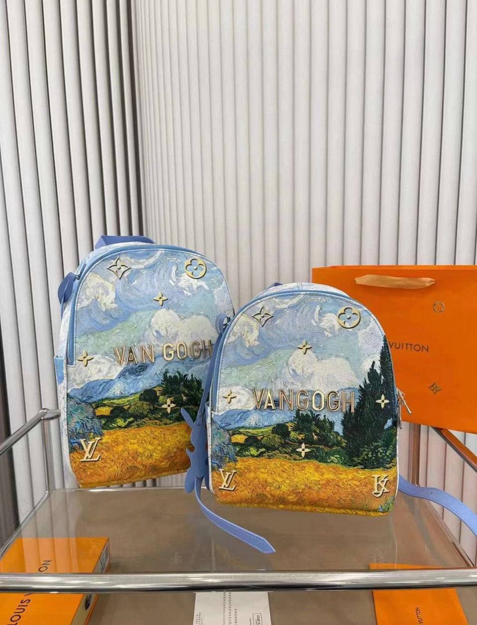 Рюкзак Louis Vuitton 1