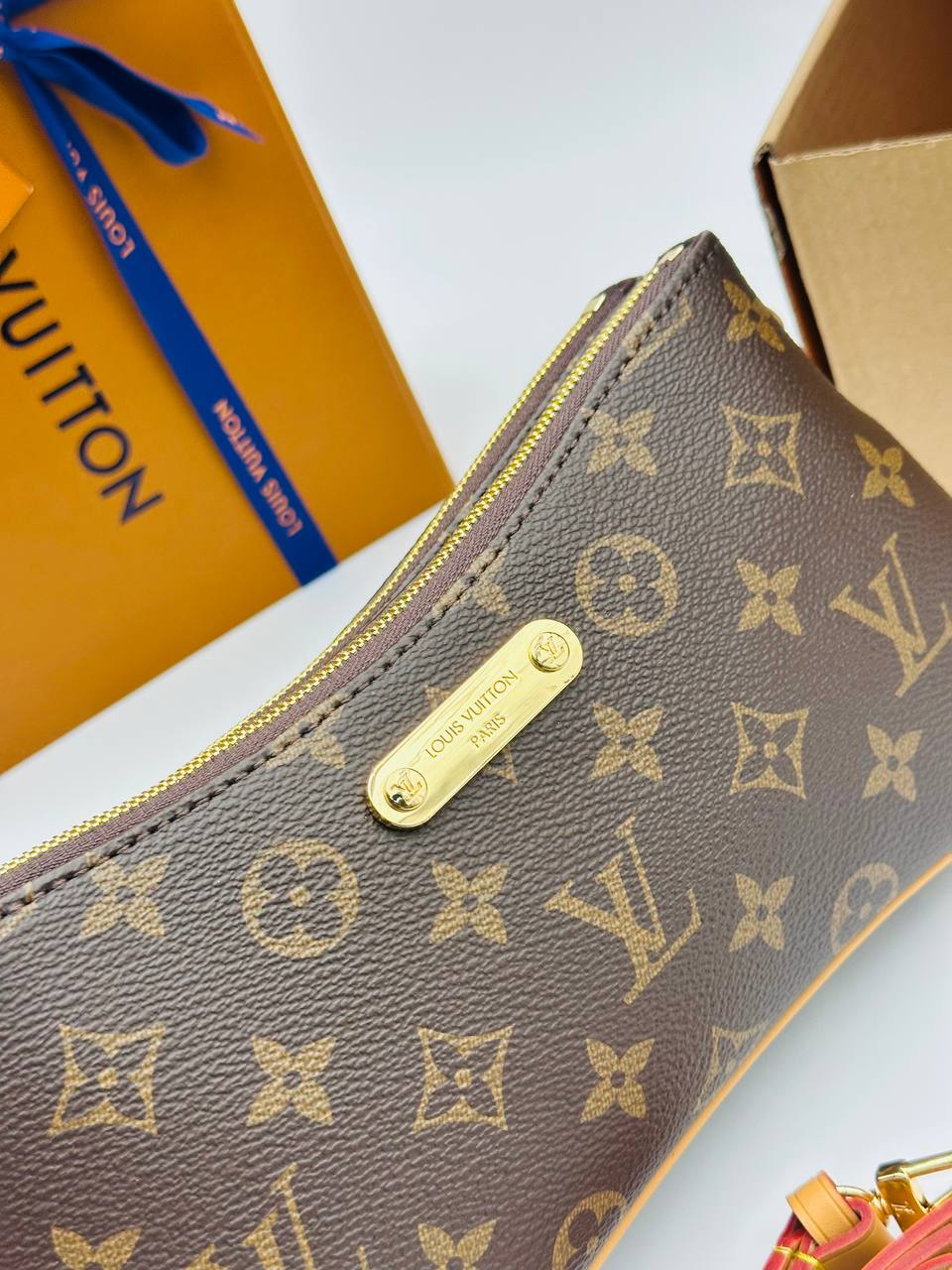 Сумка Louis Vuitton 4