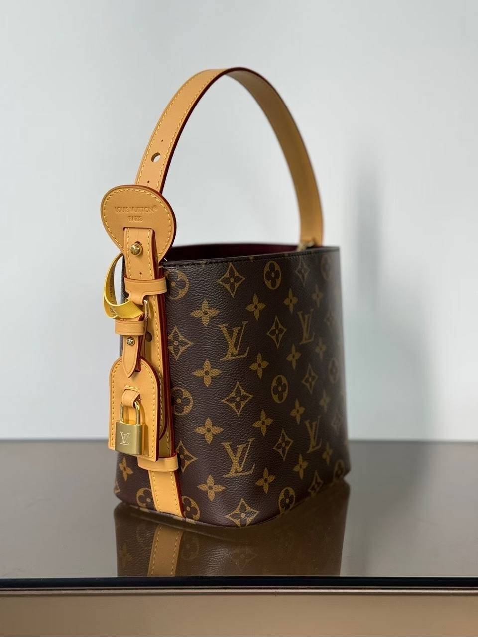 Сумка Louis Vuitton 2