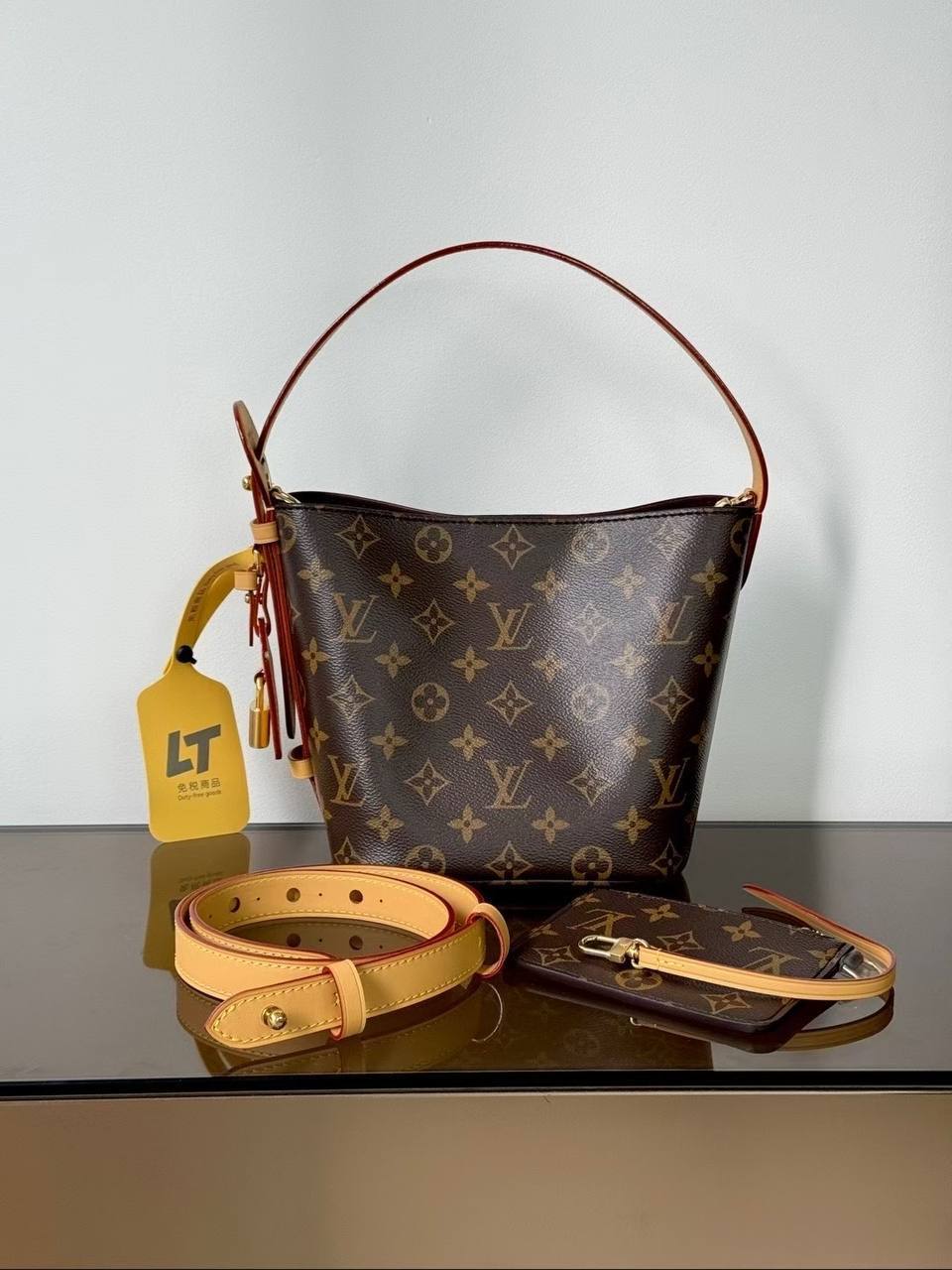Сумка Louis Vuitton 3
