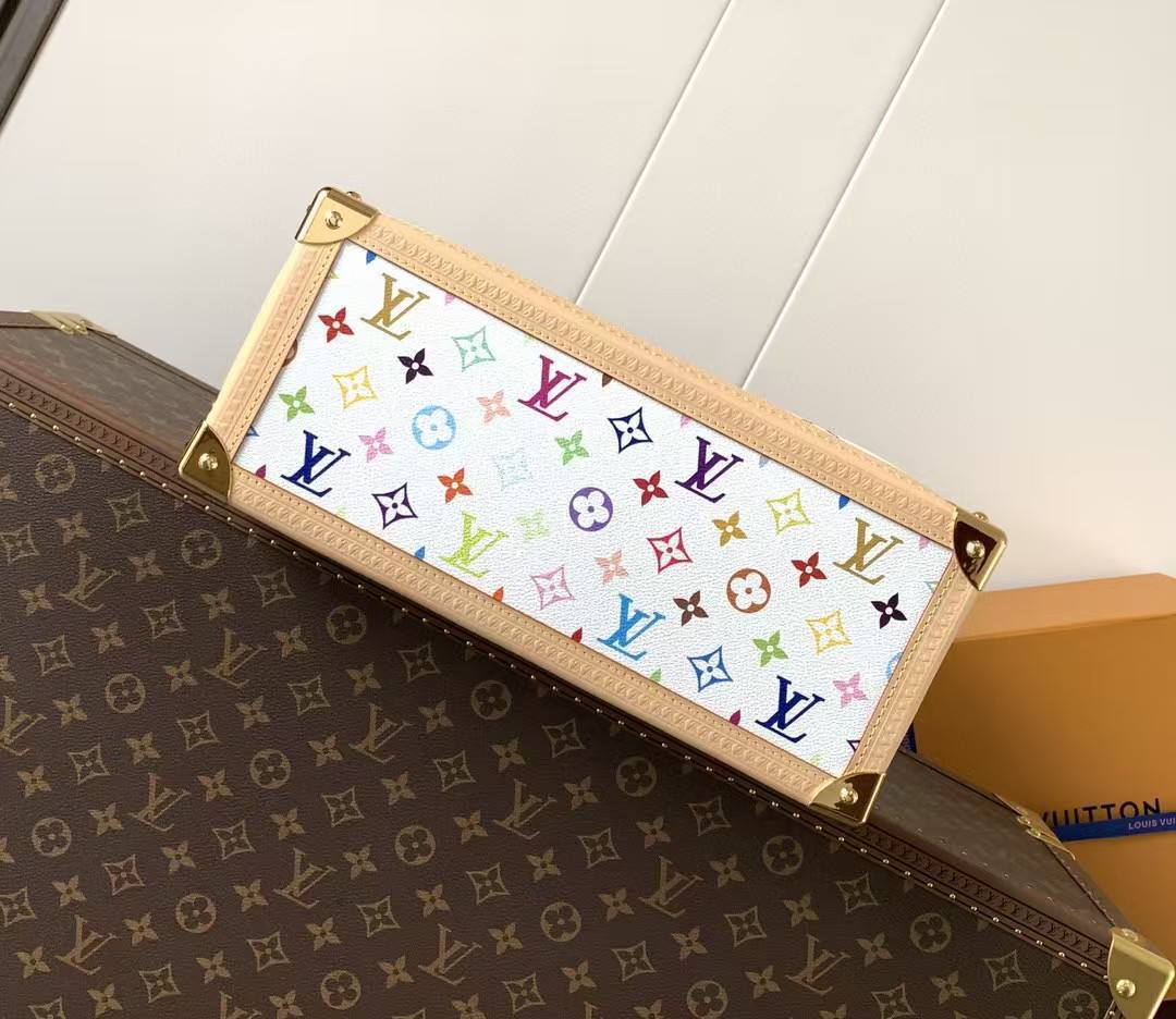 Сумка Louis Vuitton 4
