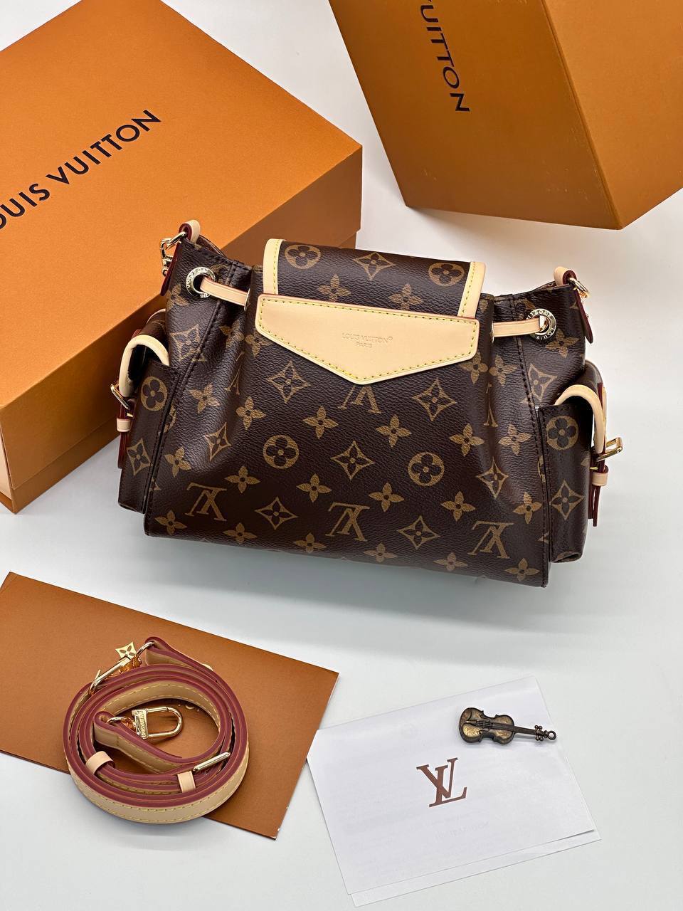 Сумка Louis Vuitton 6