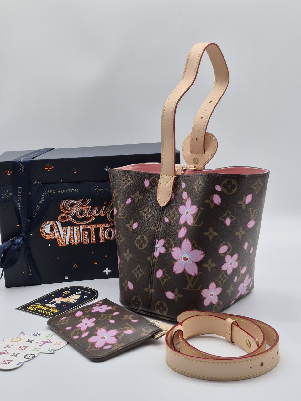 Сумка Louis Vuitton 4