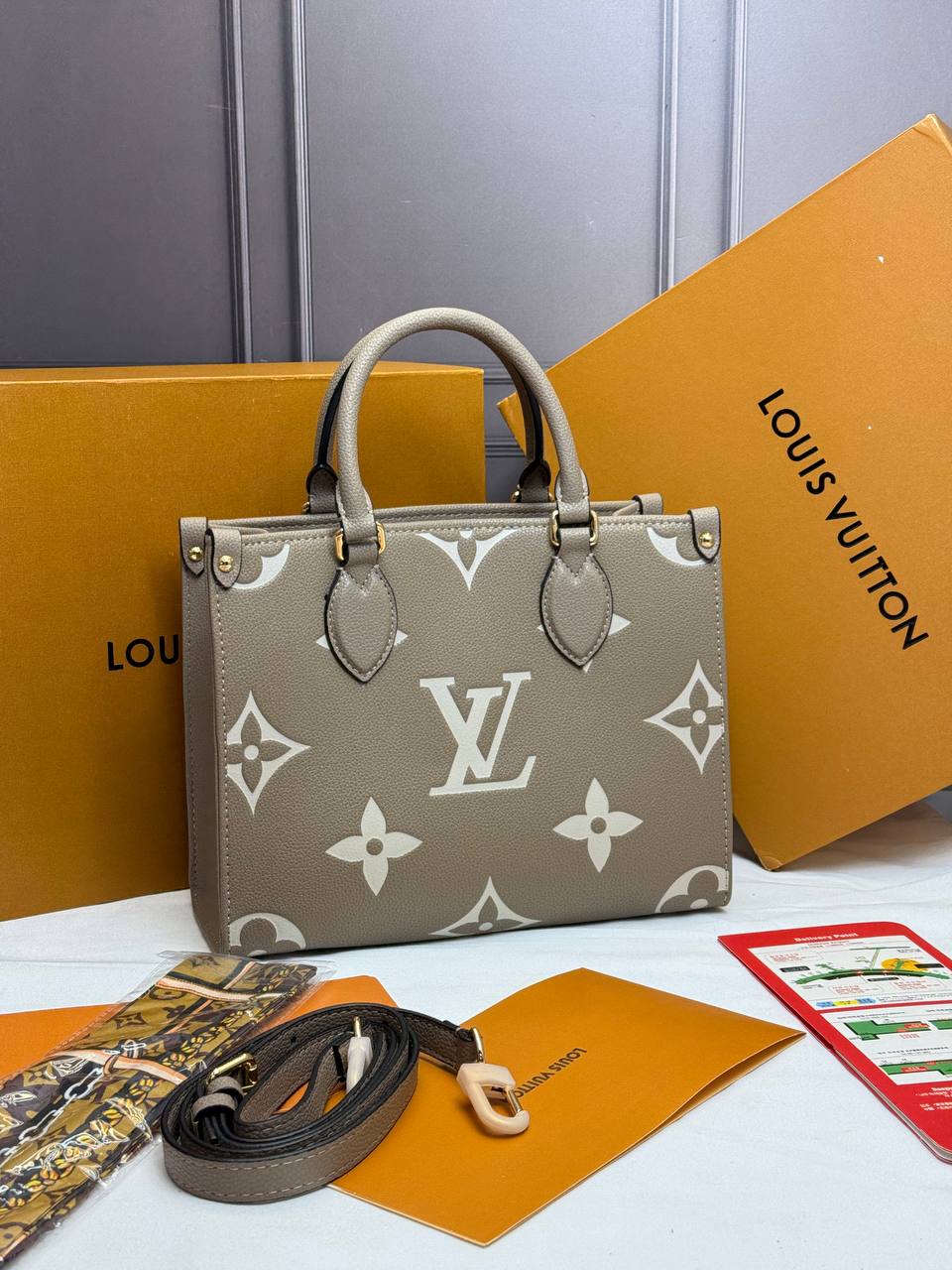 Сумка Louis Vuitton 1