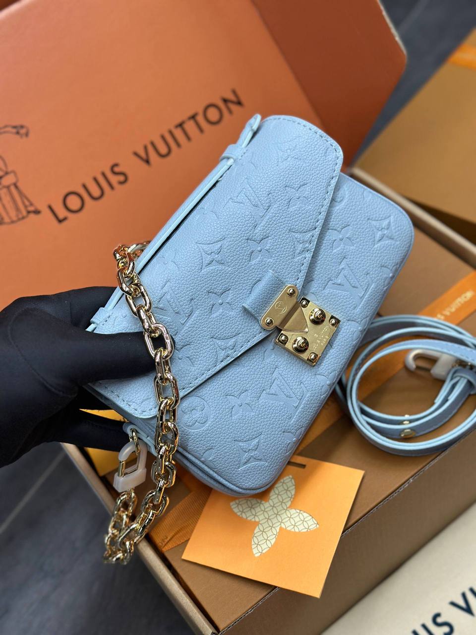 Клатч Louis Vuitton 6