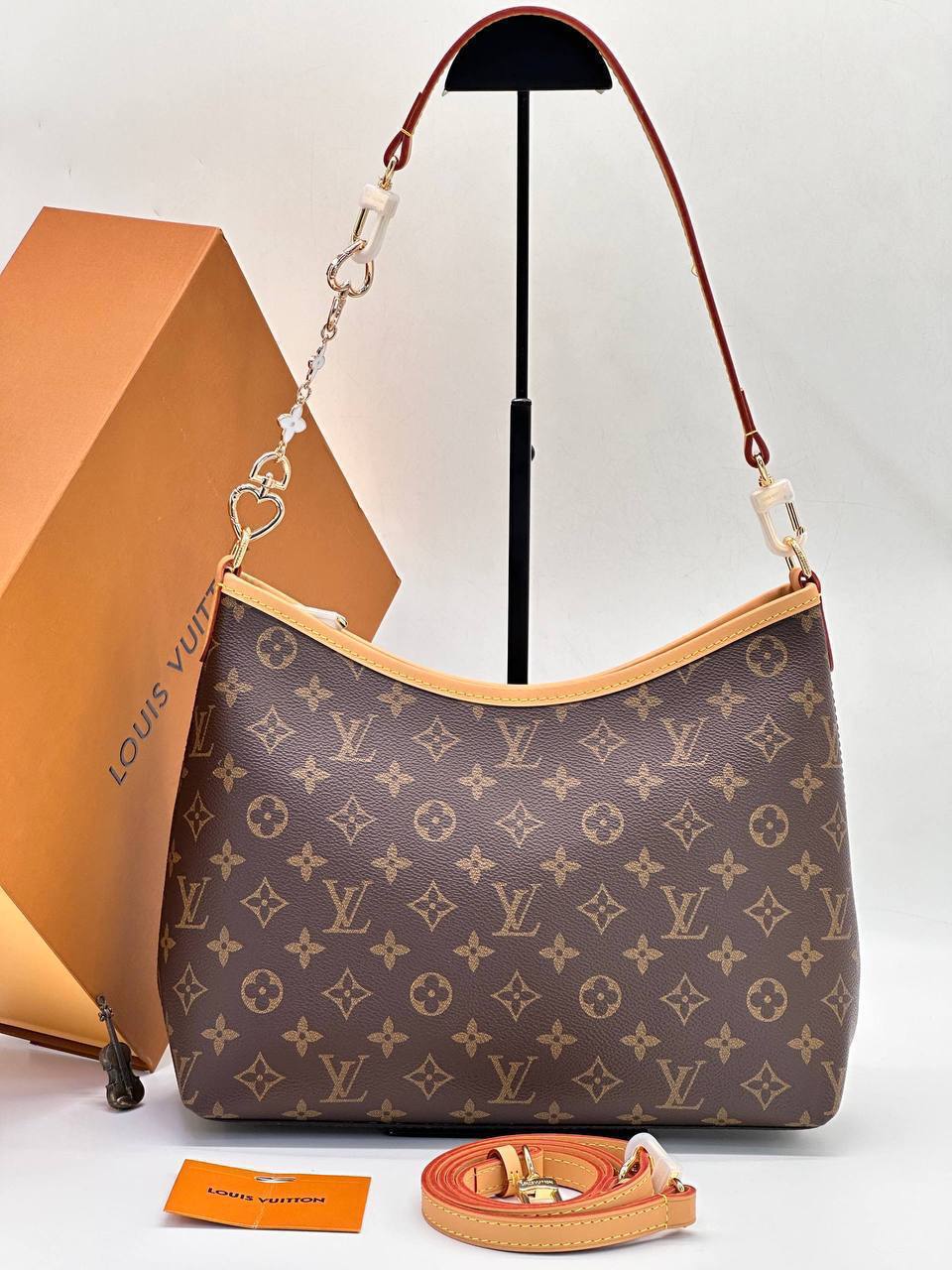 Сумка Louis Vuitton 4