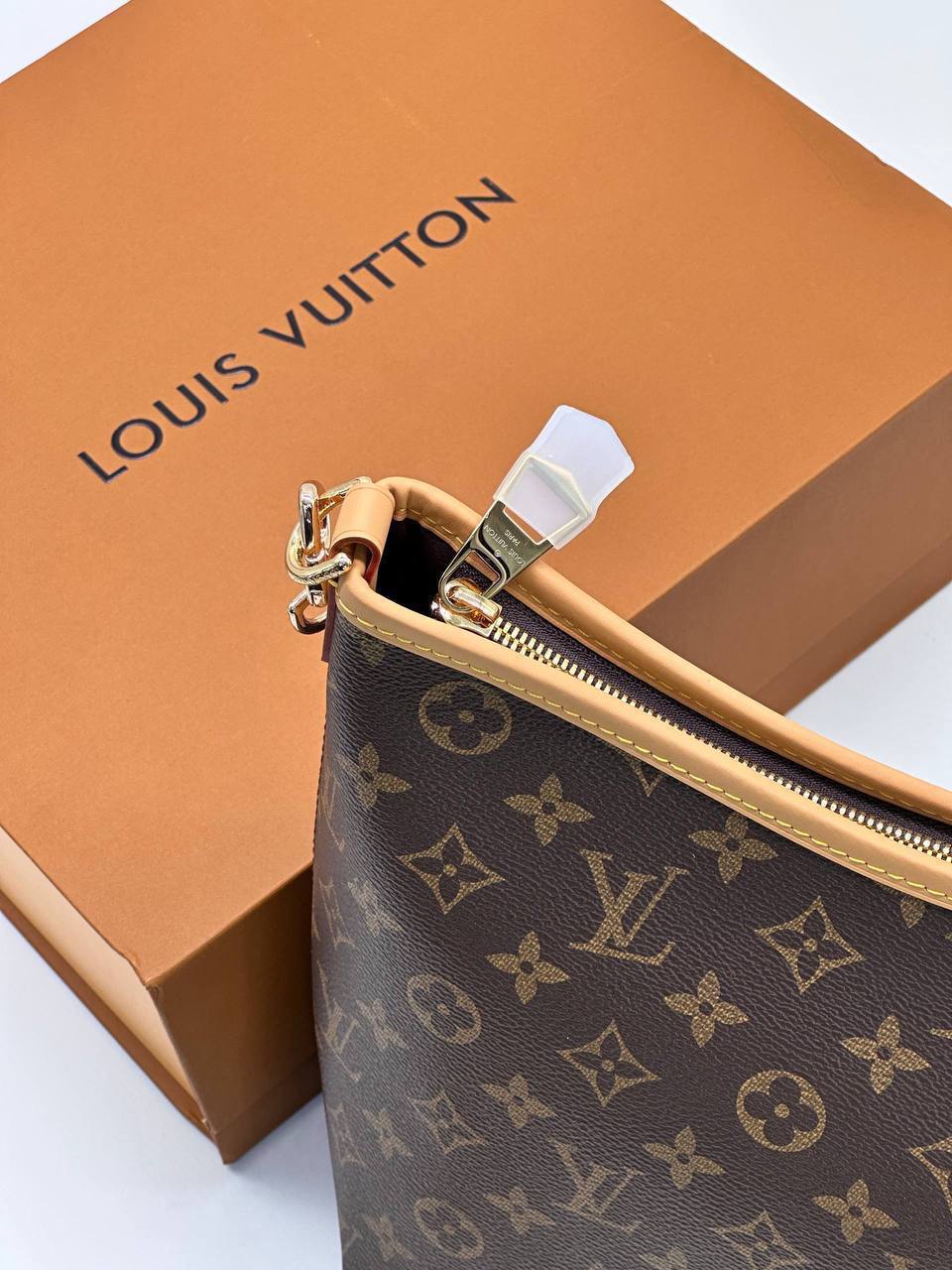 Сумка Louis Vuitton 6