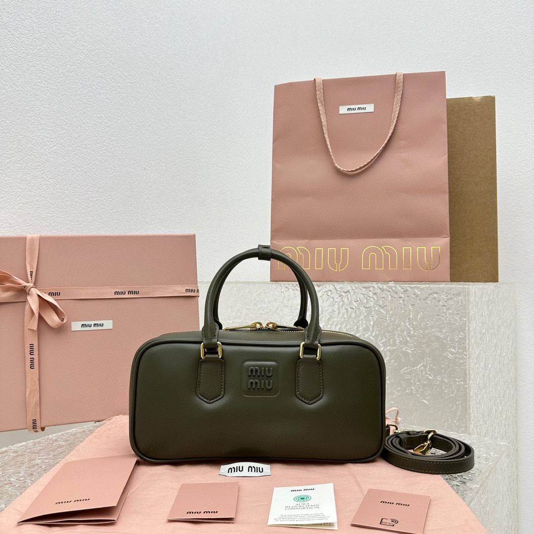Сумка Miu Miu