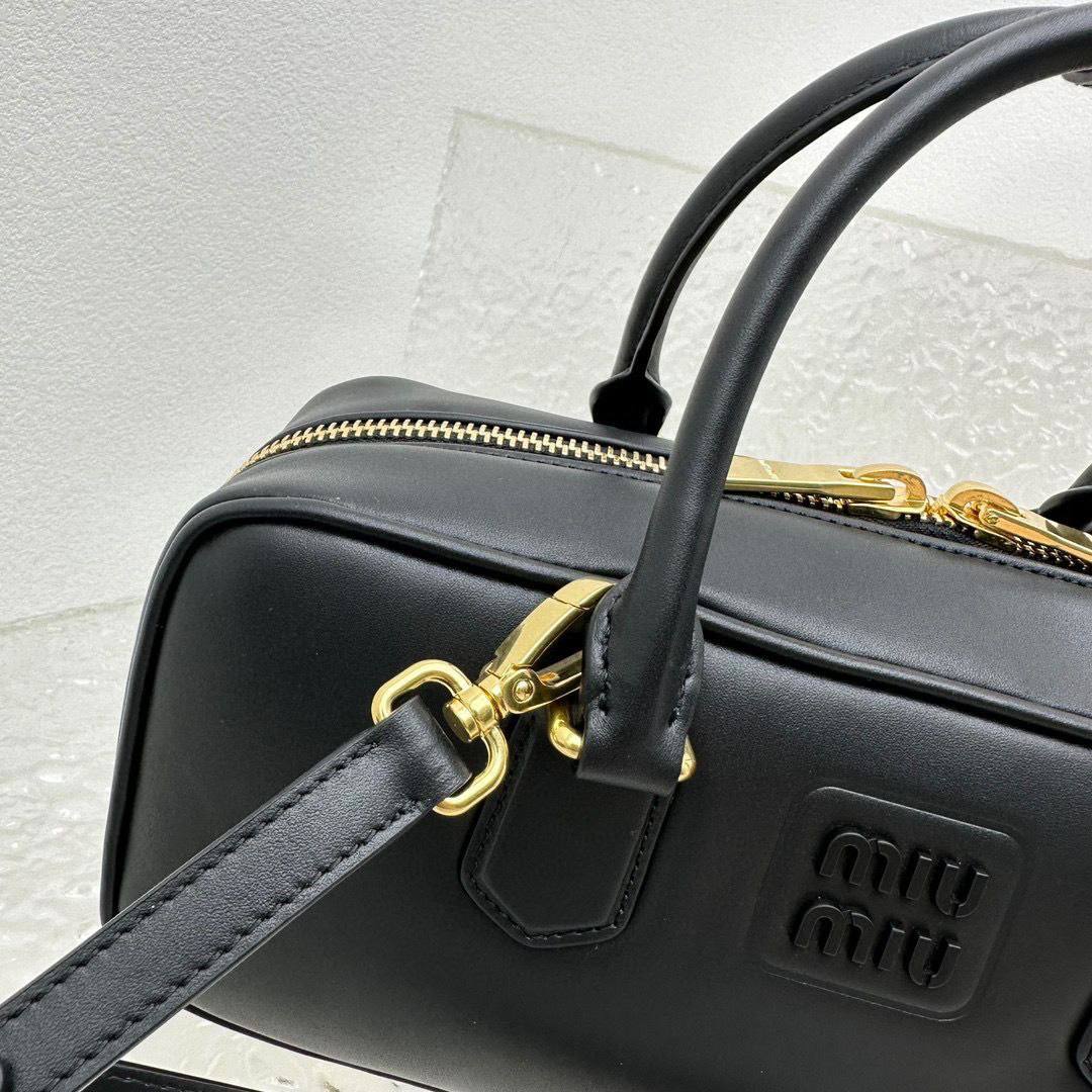Сумка Miu Miu 4