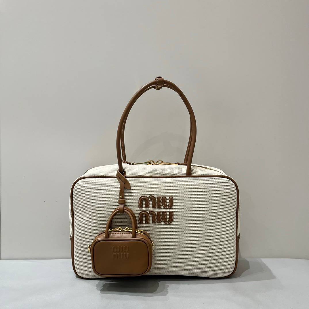 Сумка Miu Miu