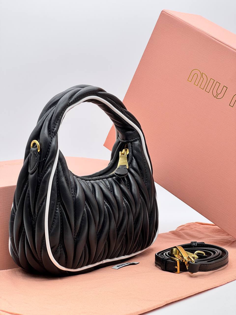 Сумка Miu Miu 2