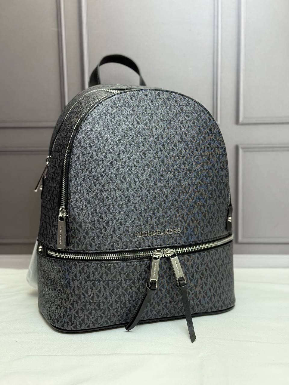 Рюкзак Michael Kors 9