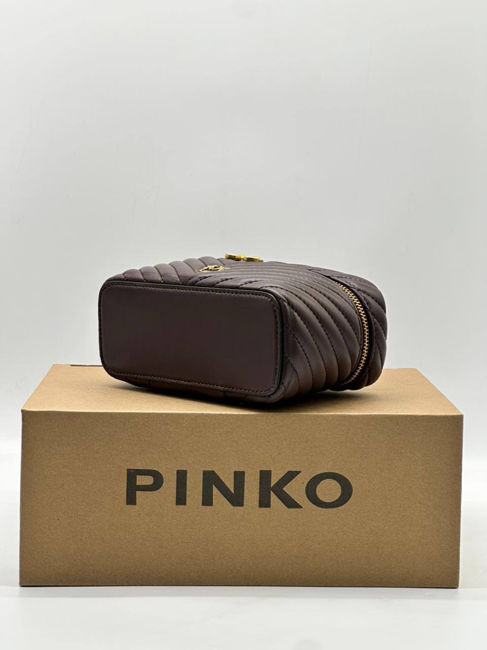 Косметичка Pinko 6