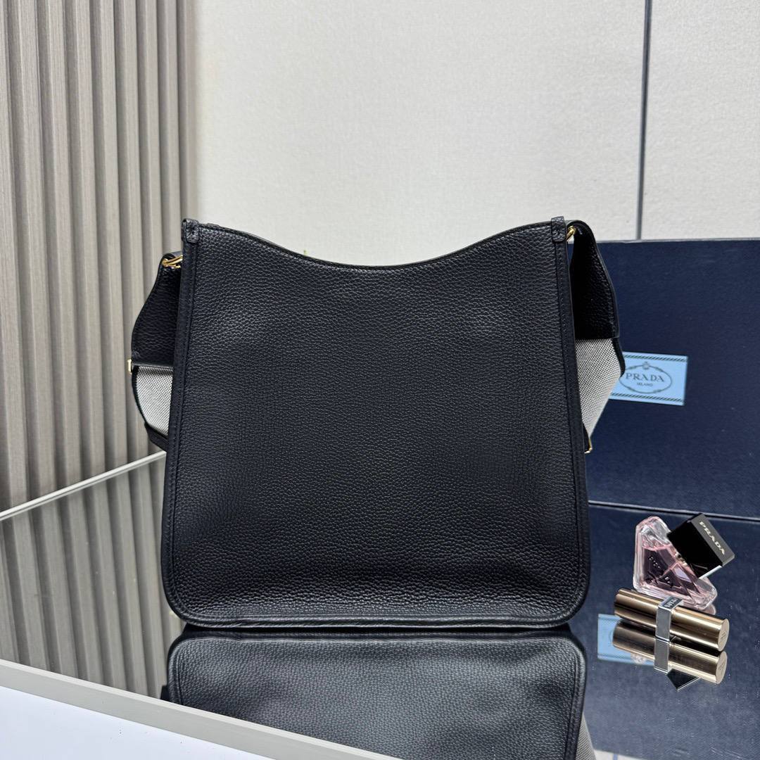Сумка Prada 2