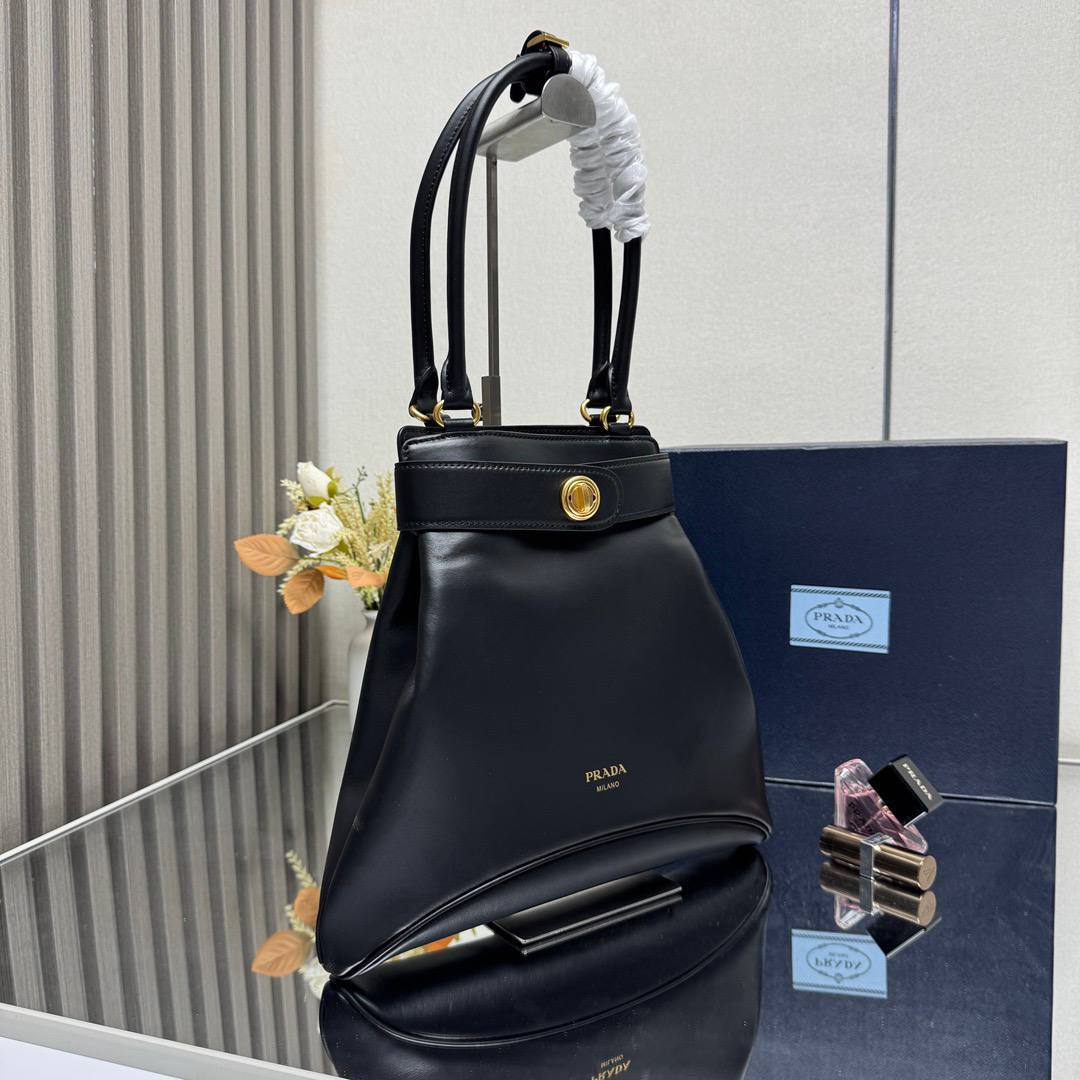 Сумка Prada 2