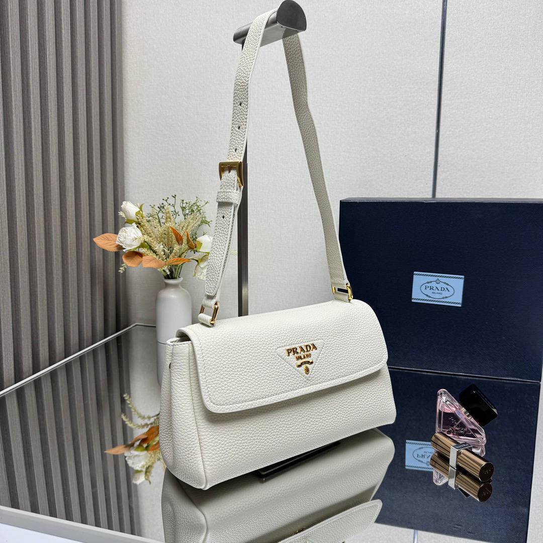 Сумка Prada 2