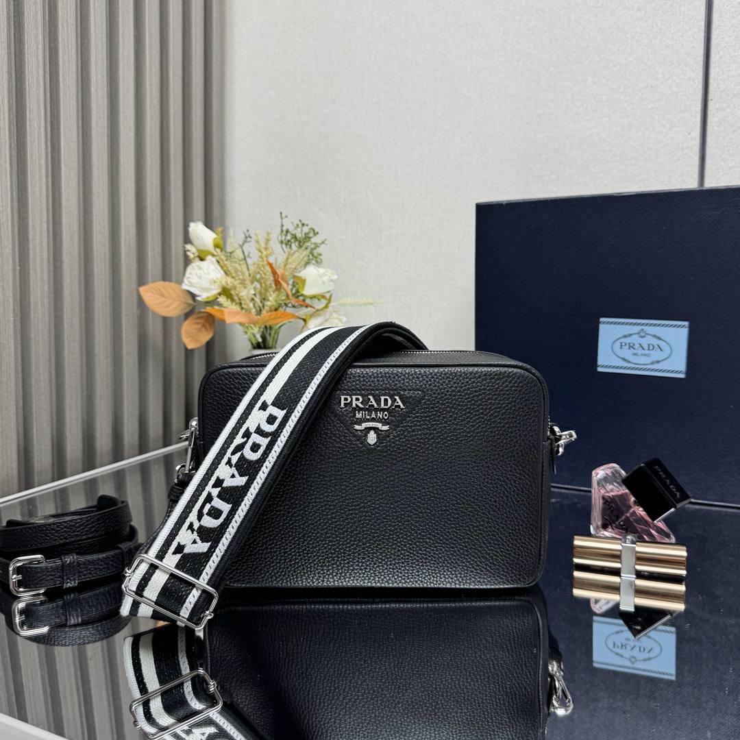 Сумка Prada 2