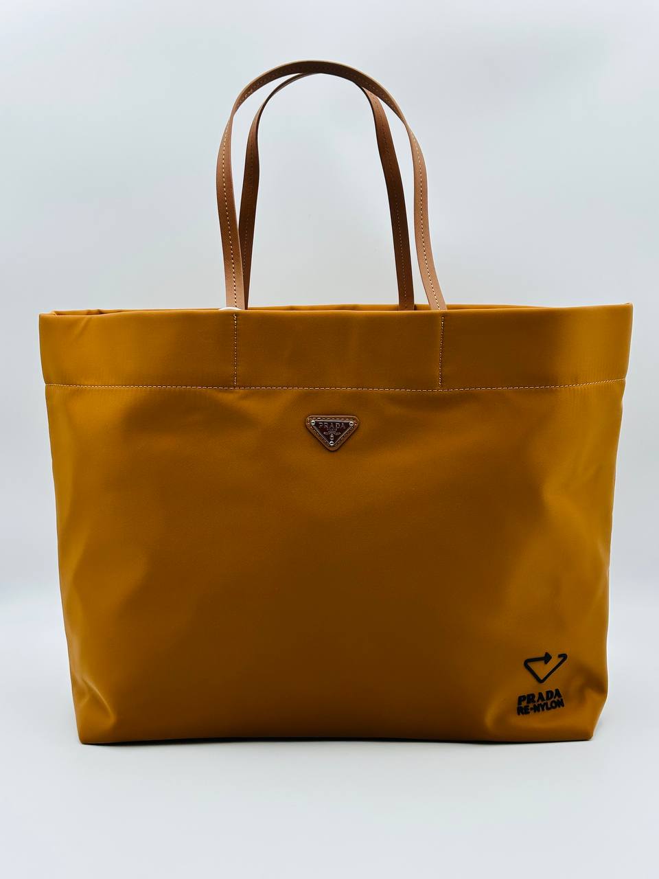 Сумка Prada