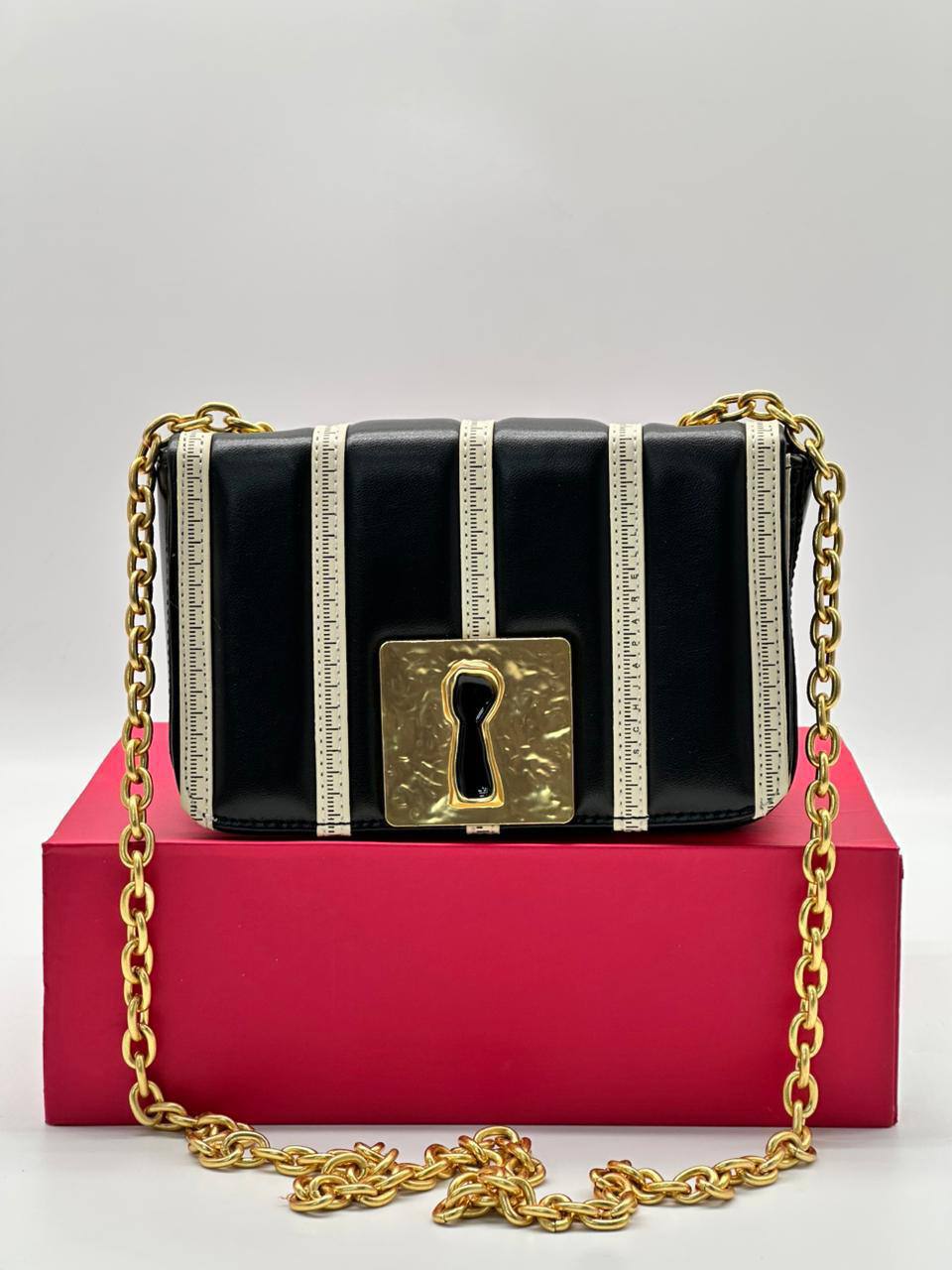 Сумка Schiaparelli 4