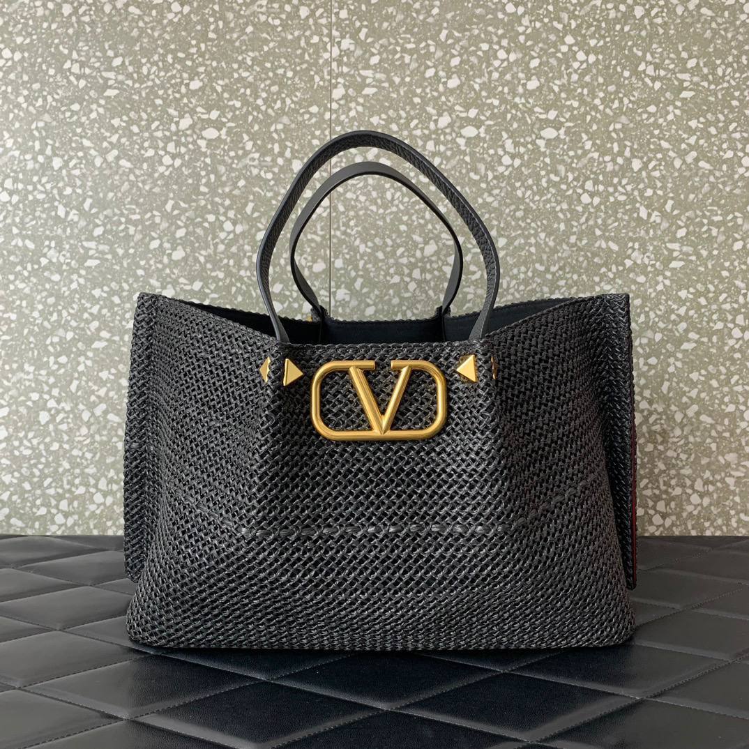 Сумка Valentino