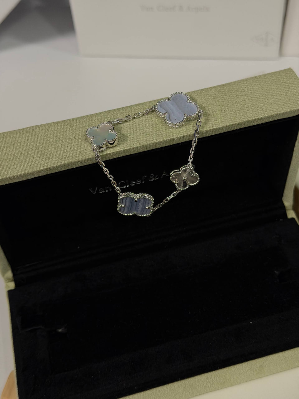 Браслет Van Cleef & Arpels 4