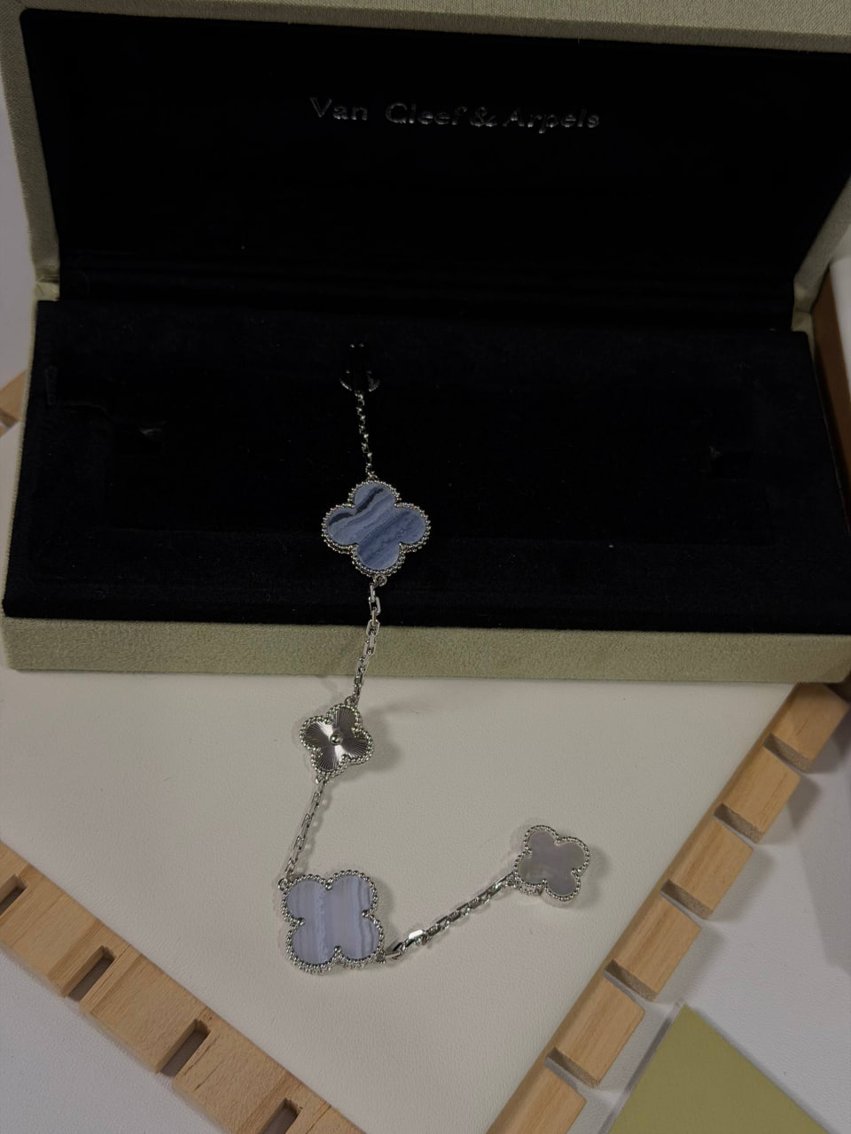 Браслет Van Cleef & Arpels 5