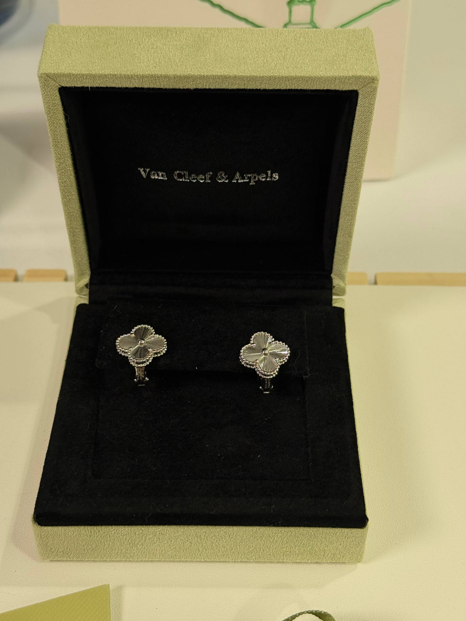 Серьги Van Cleef