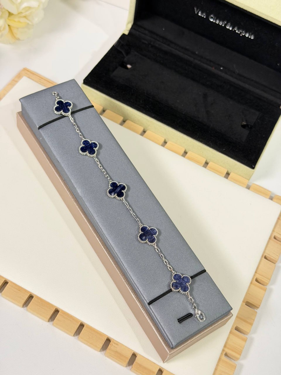 Браслет Van Cleef 3