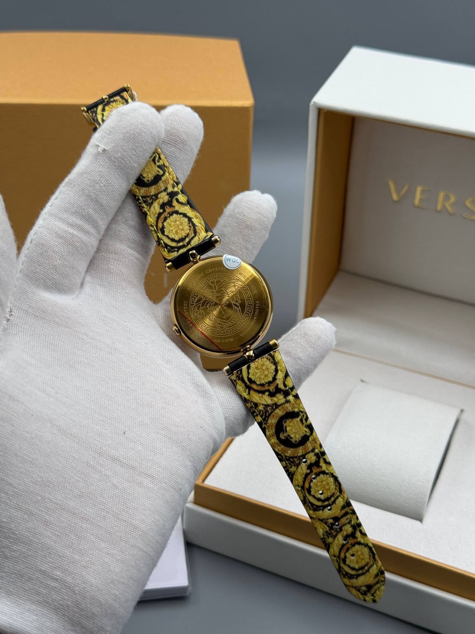 Часы Versace 4